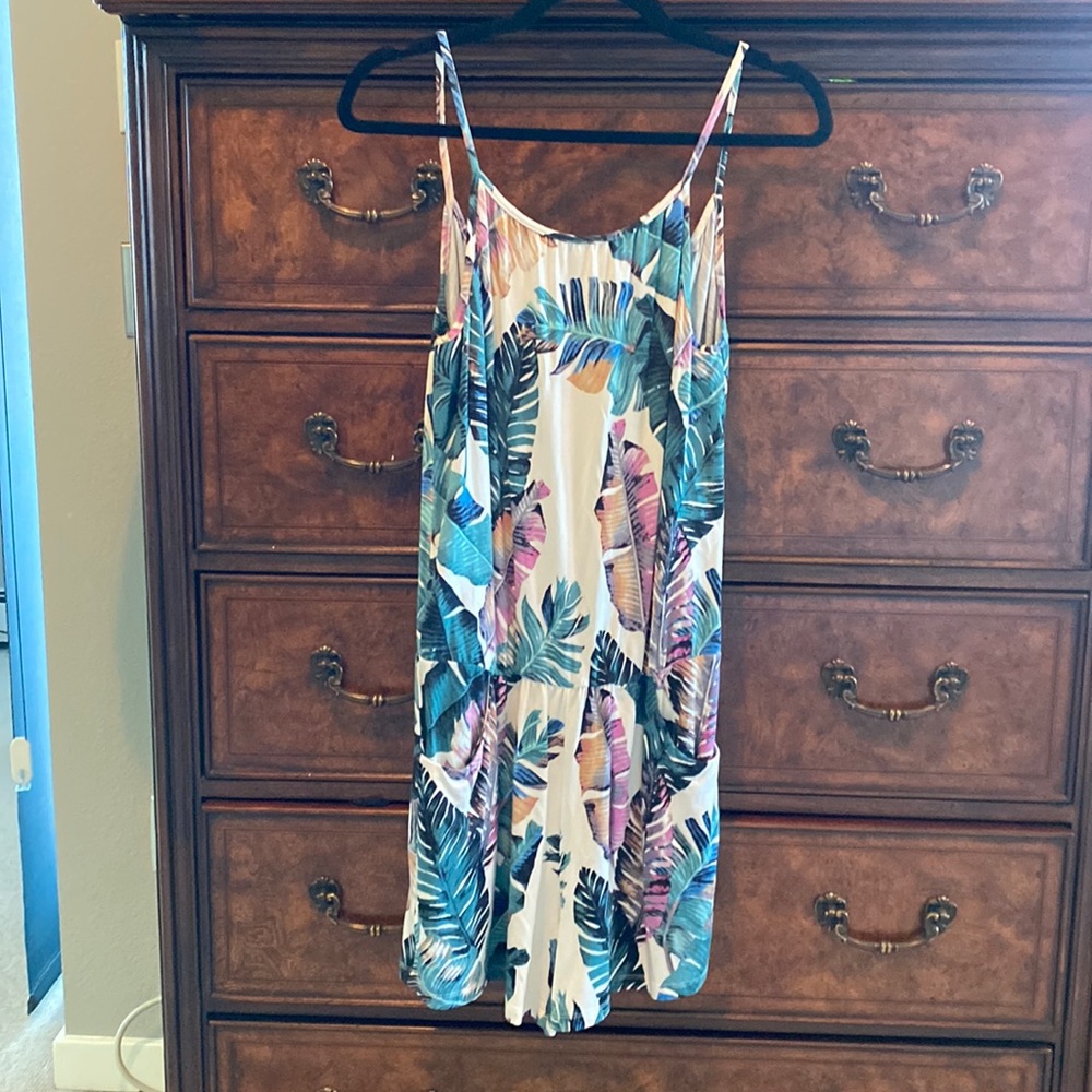 Veronica M romper w/pockets. It’s much cuter on. It is missing a button.